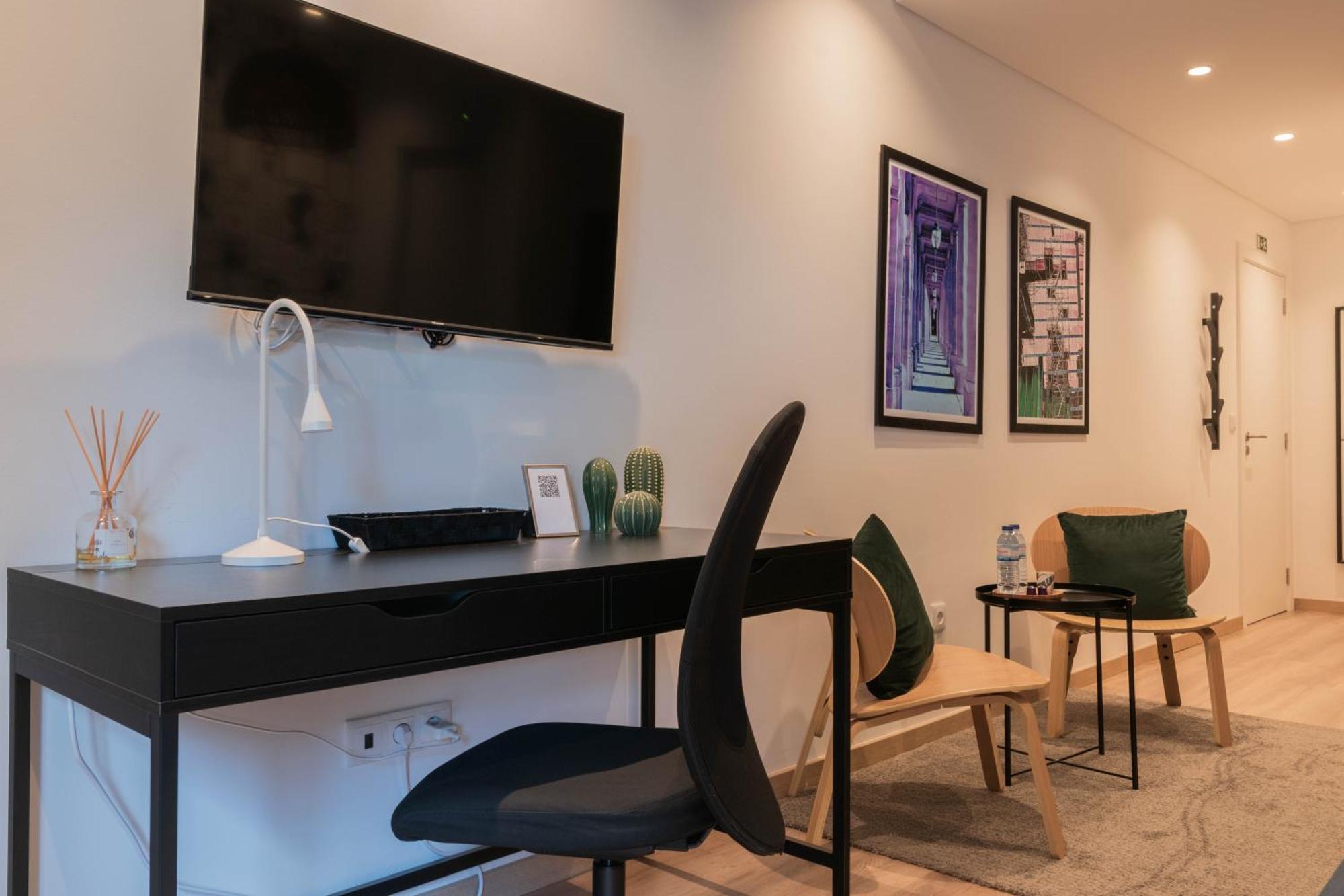 7Min To Uni Se-Velha - Ac - Work Desk - 300Mbs Wifi Bed & Breakfast โกอิมบรา ภายนอก รูปภาพ